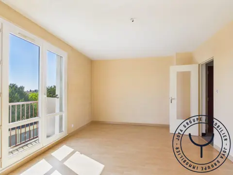 Appartement à Romilly-sur-Seine, 60 m² — photo 2
