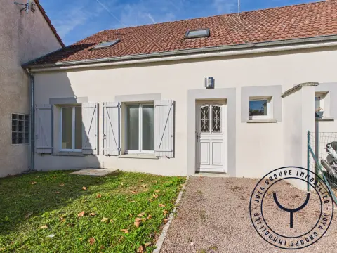 Maison mitoyenne 1 côté à Romilly-sur-Seine, 95 m²