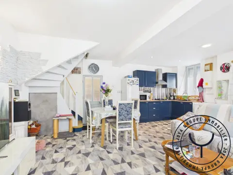 Maison mitoyenne 2 côtés à Romilly-sur-Seine, 72 m² — photo 2